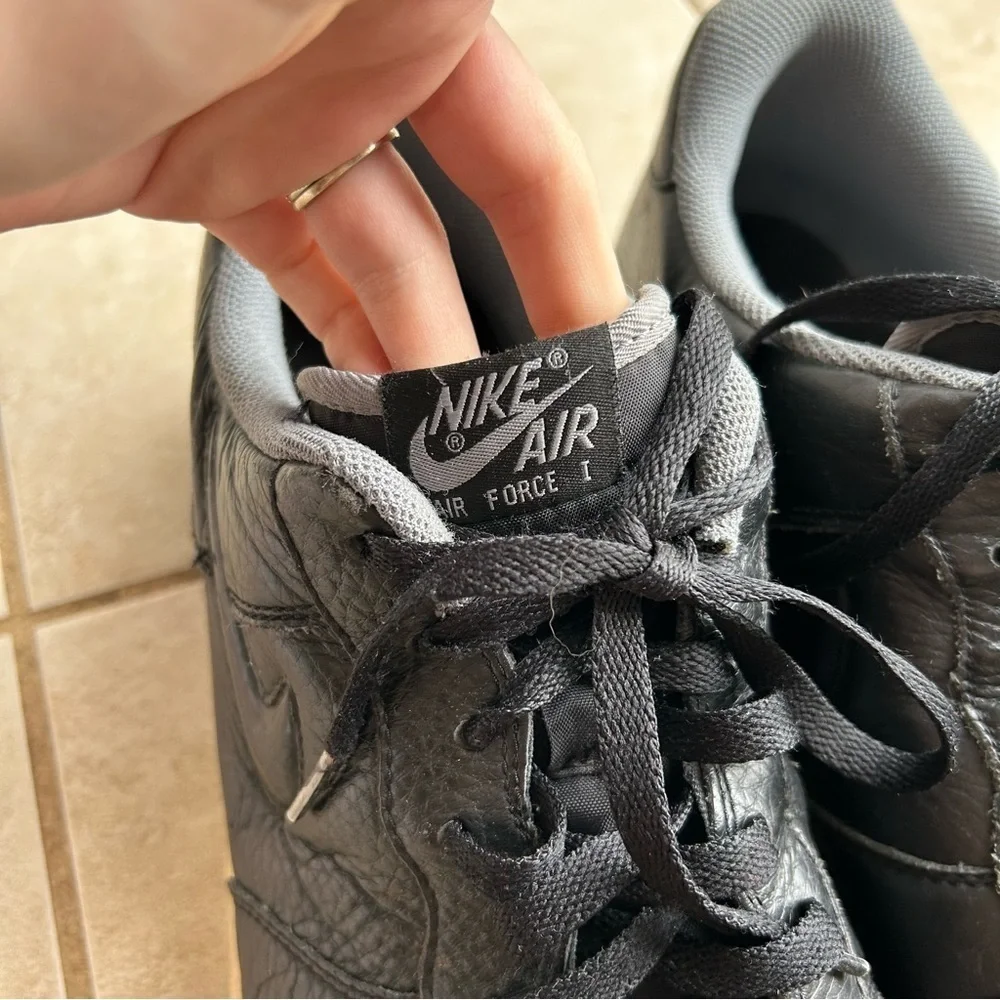 Nike Air Force 1 Men's Black Sneakers Size 15 Basketball Athletic Grunge